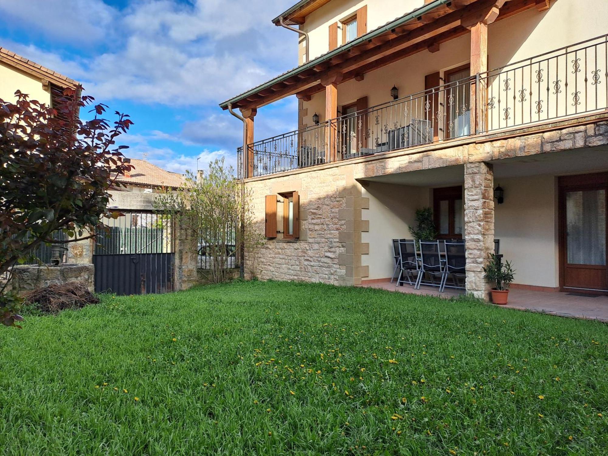 Casa Rural Torreblanca Уррос Экстерьер фото
