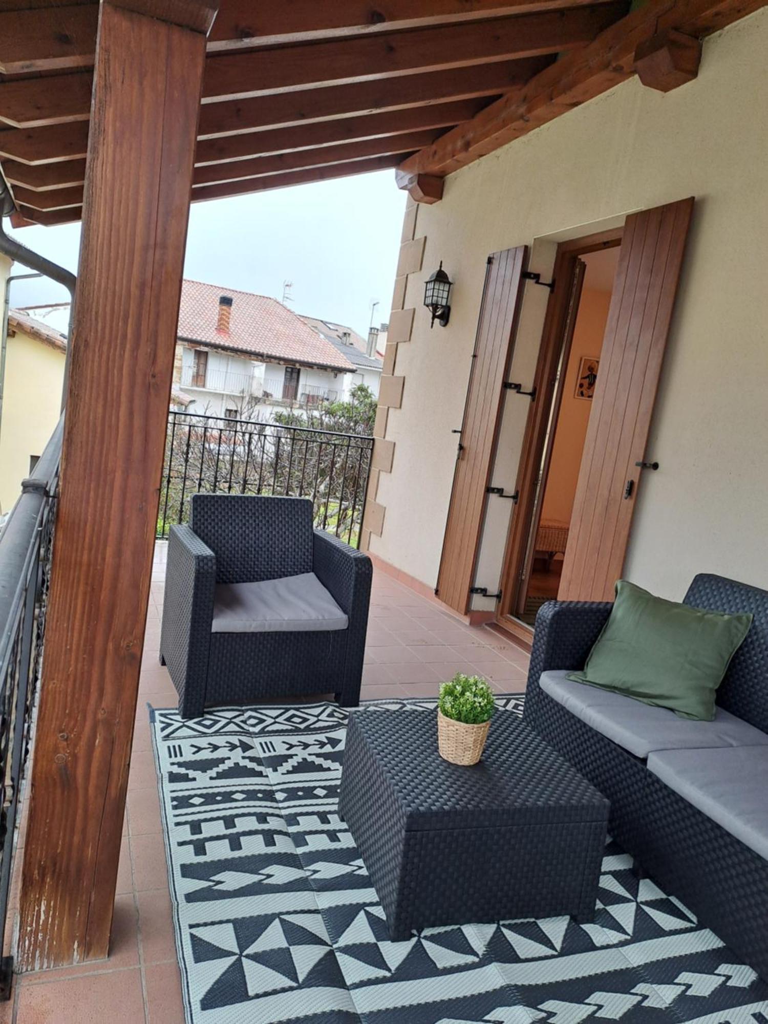 Casa Rural Torreblanca Уррос Экстерьер фото