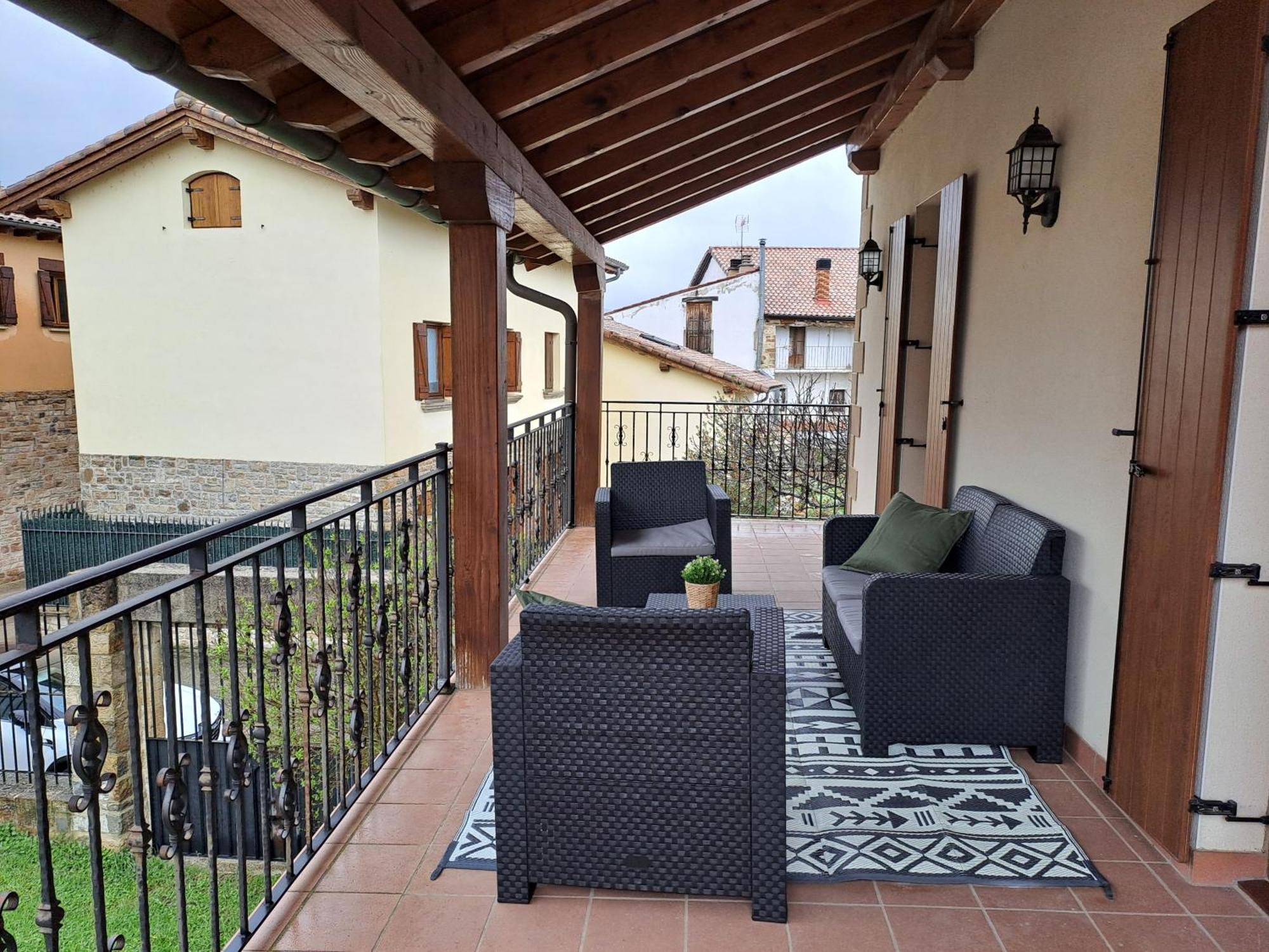 Casa Rural Torreblanca Уррос Экстерьер фото